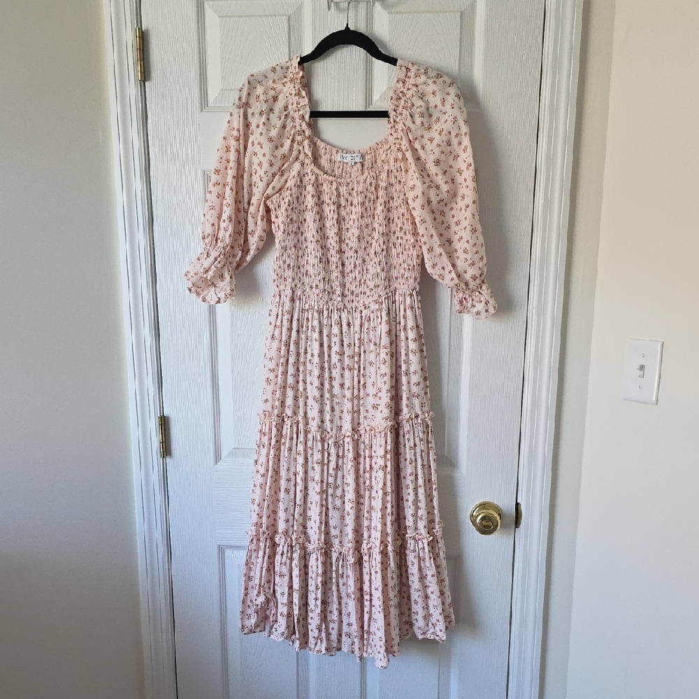 Ivy City Co Pink Floral Midi Dress
